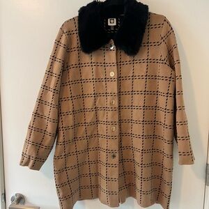 Anne Klein Plaid Tan Sweater Coat with Black Faux Fur Collar